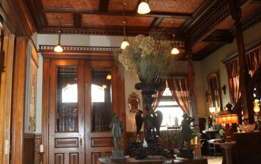 Milwaukee Victor Schlitz Mansion Tour